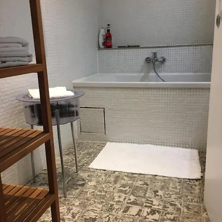 Poppies , Free Parking 게스트하우스 3*