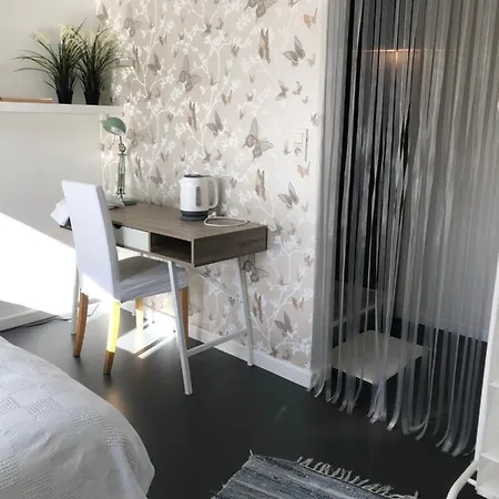 Maison d'hôtes Poppies , Free Parking