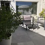 Poppies , Free Parking 4* Oostende