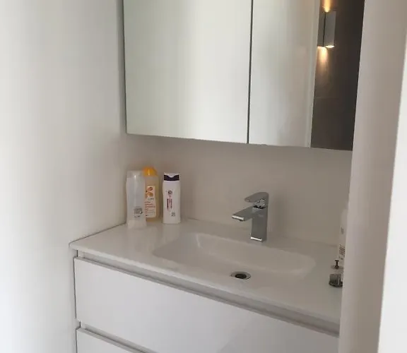 ゲストハウス Poppies , Free Parking