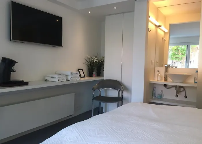 Poppies , Free Parking ゲストハウス 4*