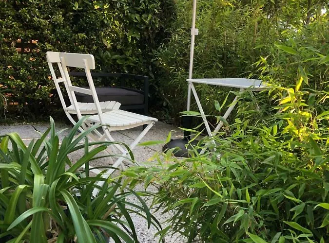 Poppies , Free Parking ゲストハウス 4*