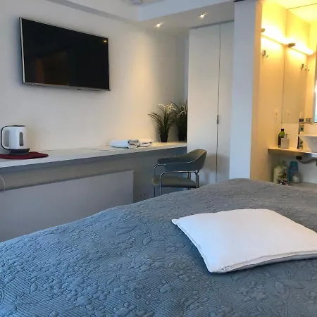 Casa de hóspedes Poppies , Free Parking Ostend